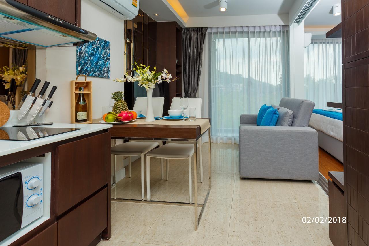 Appartamento The Aristo By Holy Cow 201 Phuket Esterno foto