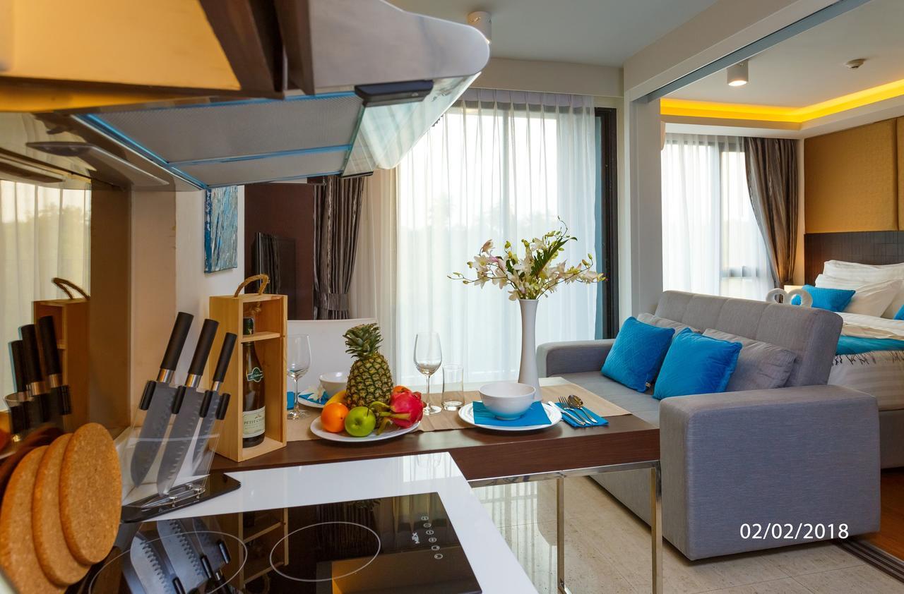 Appartamento The Aristo By Holy Cow 201 Phuket Esterno foto