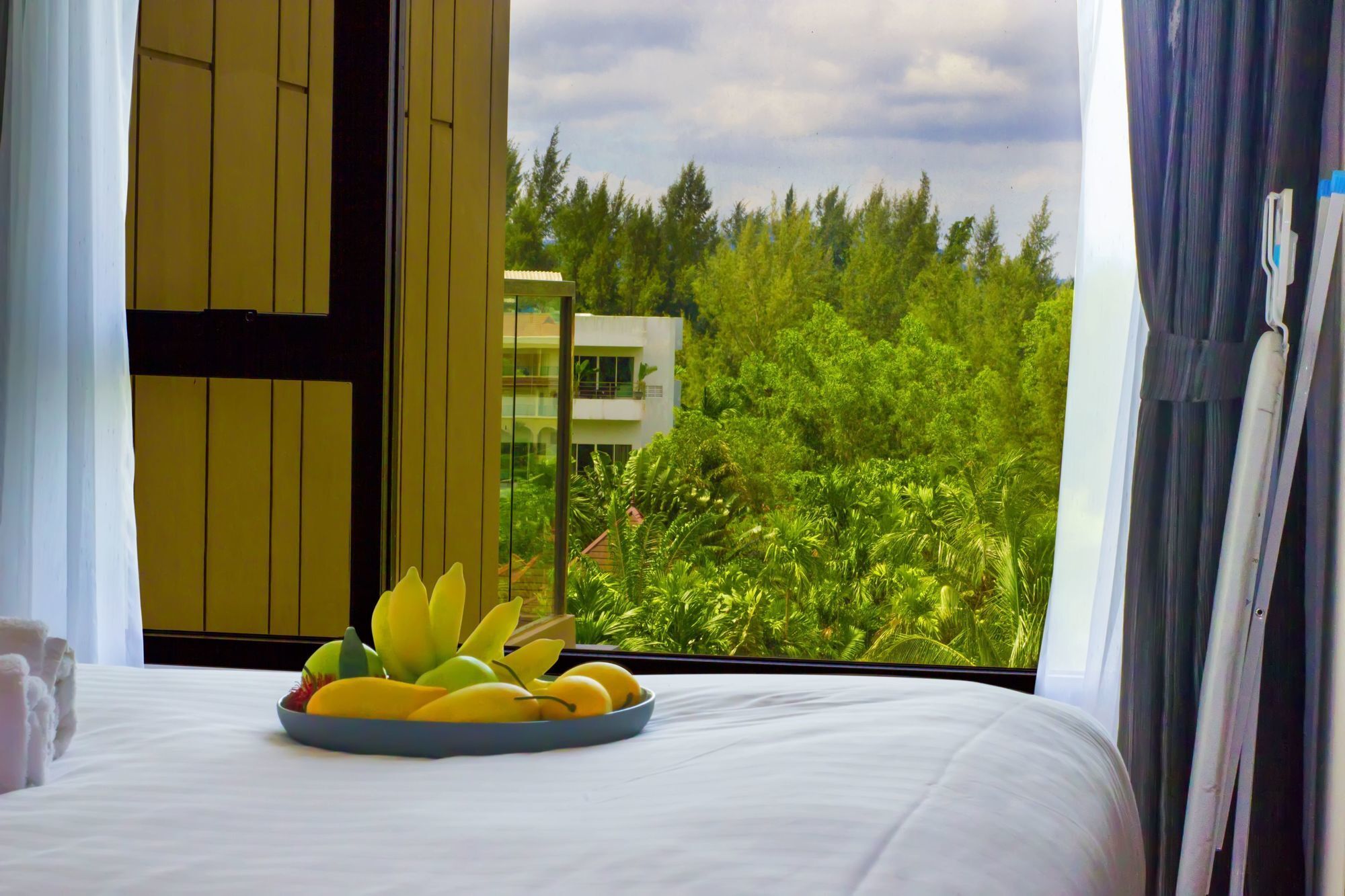 Appartamento The Aristo By Holy Cow 201 Phuket Esterno foto