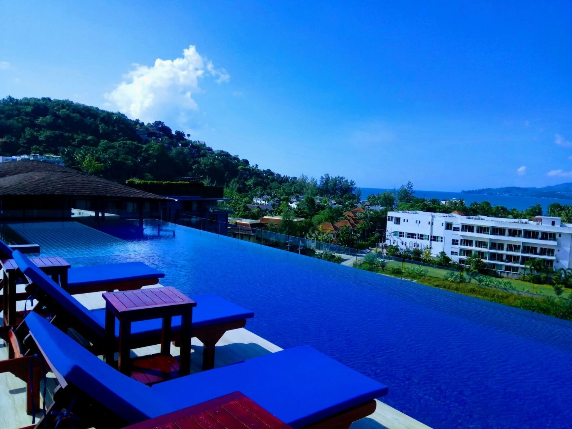 Appartamento The Aristo By Holy Cow 201 Phuket Esterno foto