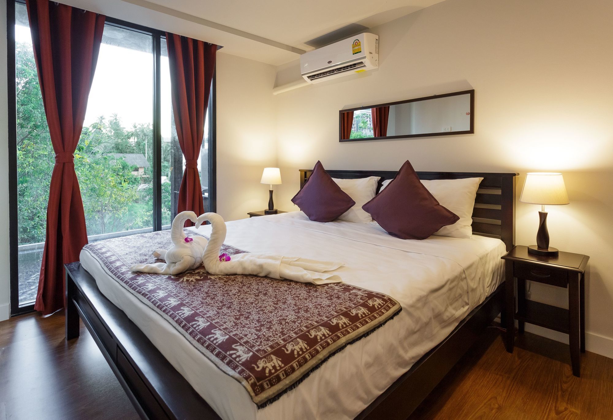 Appartamento The Aristo By Holy Cow 201 Phuket Esterno foto